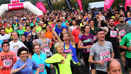 Oxford Half Marathon runners